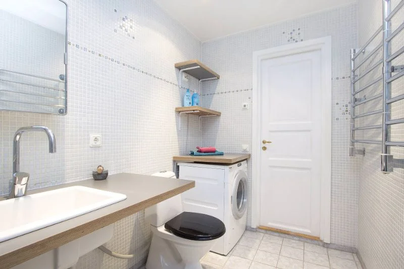 19. Nytt va╠ermegolv med klinker i badrum i la╠egenhet