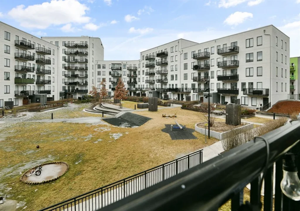 27. Byte av Fjarrcentral BRF